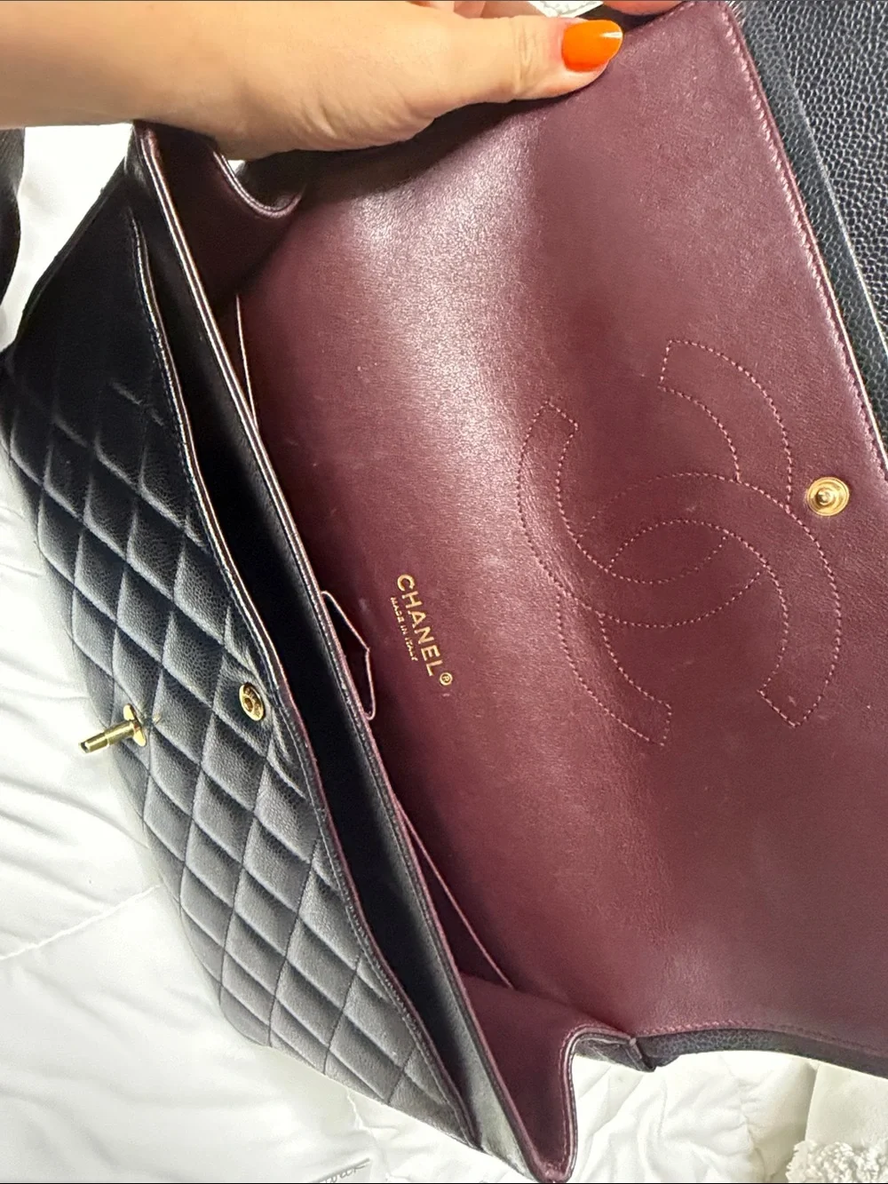 CHANEL Black Quilted Shoulder Bag with Gold Hardware